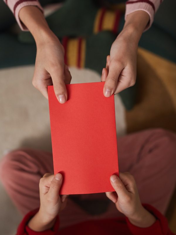 Exchanging Red Envelopes